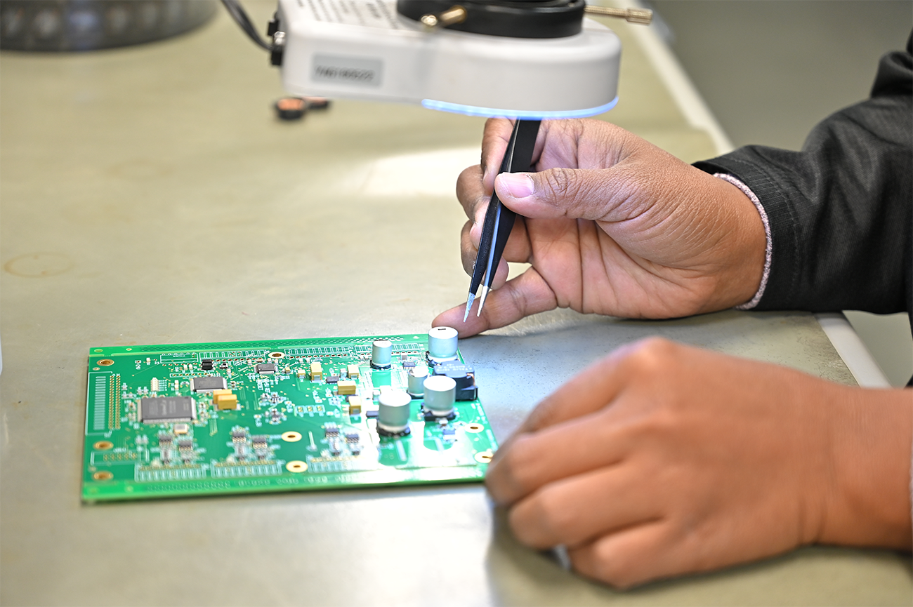 PCB Prototyping Services - Quick-Turn PCB Prototypes & Assembly - EMS, Inc.